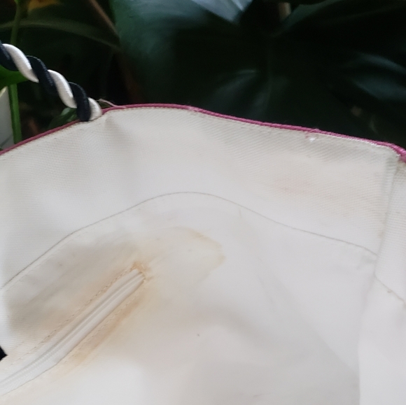 Palm Tree Beach Tote - Pink, Black & White- AVON - Picture 10 of 11